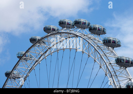 Le capsule di passeggero sulla London Eye, London, England, Regno Unito Foto Stock