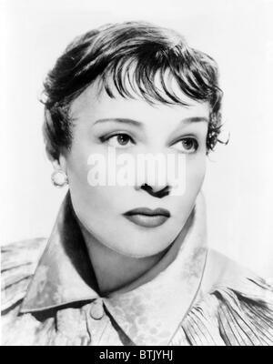 Anita Loos (1893-1981) romanziere americano e sceneggiatore ha iniziato la sua carriera di scrittura per film muti, compresi Griffith'un'intolleranza (1916). Loos meglio conosciuto per lavoro si colleghi preferiscono bionde, che è stato trasformato in un film musicale nel 1953 con Marilyn Monroe e Jane Russell. 1953. Foto Stock