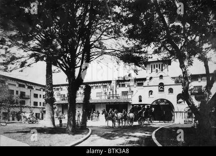 La California, la California il patrimonio di agrumi Progetto di registrazione, vista della missione Inn, settimo ingresso dalla strada, Riverside County, circa Foto Stock