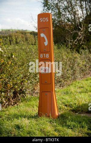 Una strada di emergenza SOS punto telefonico Wales UK Foto Stock