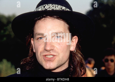 Bono degli U2 al concerto per Amnesty International, Giant Stadium di New Jersey, 15 giugno 1986, Foto Stock