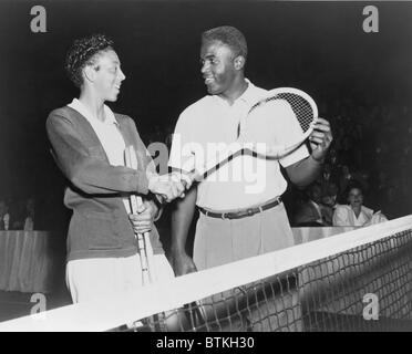 Althea Gibson (1927-2003) e Jackie Robinson (1919-1972), era il primo americano africano campioni del loro Sport a partecipare pienamente integrata la concorrenza. Gibson ha vinto campionati a tornei del Grande Slam, compreso il torneo di Wimbledon e gli Stati Uniti aperti. 1951. Foto Stock