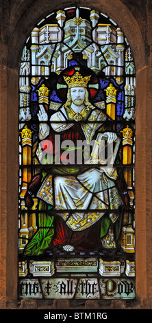 Cristo in maestà, dettaglio da "Te Deum" finestra orientale. Chiesa di Sant'Andrea, ammaccature, Dentdale, Yorkshire Dales National Park. Foto Stock