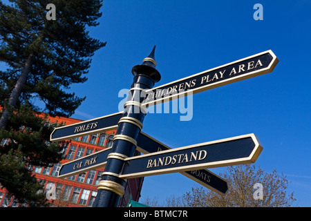 Informazioni accedi Belper in mulini della valle del Derwent World Heritage Site DERBYSHIRE REGNO UNITO Inghilterra rivolto ai siti turistici Foto Stock