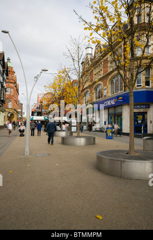 High Street Redhill Surrey in Inghilterra Foto Stock