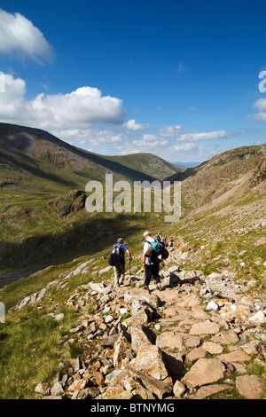 Hill scuotipaglia scende lungo il corridoio di 'Route' sentiero da 'Scafell Pike' Mountain, Wasdale 'Lake District ' Cumbria Inghilterra England Regno Unito Foto Stock