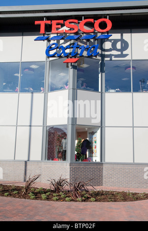 Un nuovo Tesco Extra 24 ora superstore in Beeston Nottingham REGNO UNITO Foto Stock