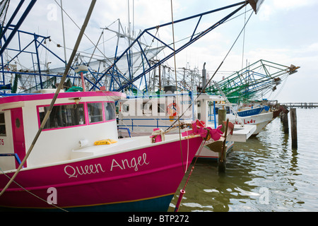 Natanti adibiti alla pesca di gamberetti nel porto di Biloxi, Gulf Coast, Mississippi, STATI UNITI D'AMERICA Foto Stock