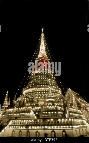 Lo stupa a Phra Samut Chedi a Samut Prakan, Thailandia Foto Stock