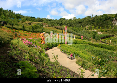 Il lato ovest outdoor Biome all'Eden Project Cornovaglia Foto Stock