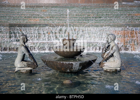 Victoria Square - "Fontana della Giovinezza " Foto Stock