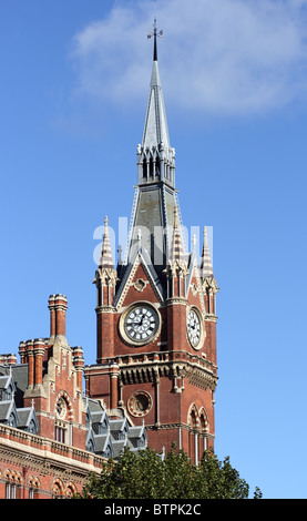 Clock Tower, St Pancras stazione ferroviaria (London St Pancras, St Pancras International), Euston Road, Londra, Inghilterra, Regno Unito Foto Stock