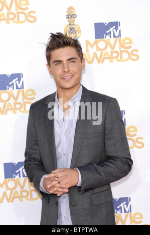 2010 MTV Movie Awards - Gli arrivi Foto Stock