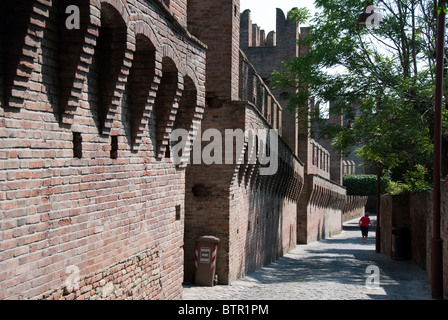 Mura del Castello di Gradara, Pesaro Urbino Provincia, Le Marche Foto Stock