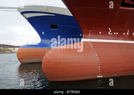 Alcune delle Shetland pelagiche la flotta di pesca legato fino a Lerwick Shetland Foto Stock