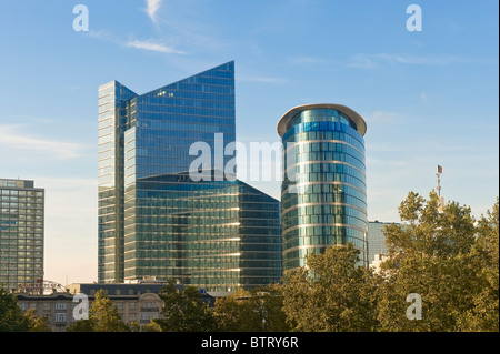 Uffici moderni edifici della Gare du Nord quartiere degli affari di Bruxelles, Brabant, Belgio Foto Stock