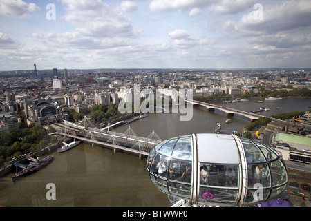 Vista dal London Eye CAPSULE Londra Inghilterra Londra Inghilterra Londra Inghilterra 21 Maggio 2010 Foto Stock