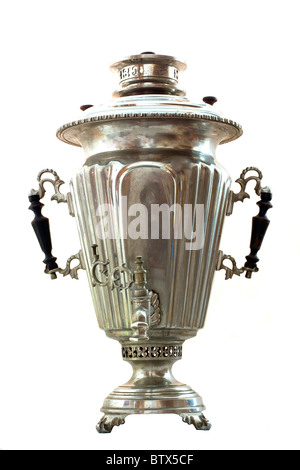 Vecchio tè russo samovar isolato Foto Stock