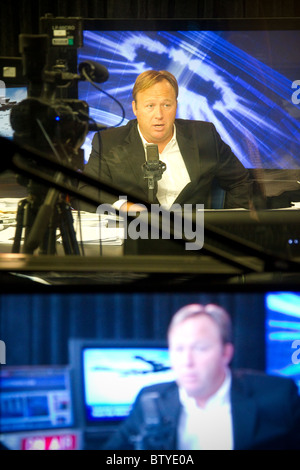 Alex Jones, texano talk show host e di Infowars. Foto Stock