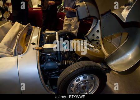 Vano motore del 1955 Porsche 550 RSK simile alla vettura che James Dean si è schiantato in 1955 Foto Stock