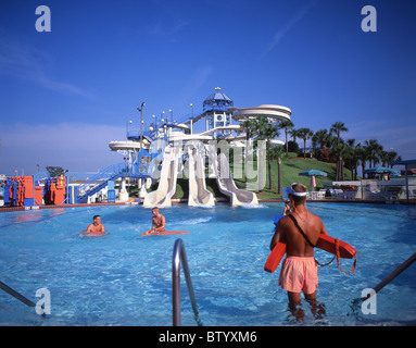 "Infuriano rapids' ride, 'Wet and Wild' Waterpark, Orlando, Florida, Stati Uniti d'America Foto Stock