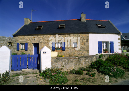 Francia, Bretagna (Bretagne), Finistère, Pointe du Raz, casa tradizionale Foto Stock