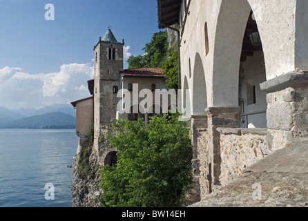 Santa Caterina del Sasso Monastero, Lago Maggiore, Lombardia, Italia, Foto Stock