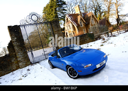 1991, blu, Mazda Eunos Roadster, Mazda MX-5 auto sportiva. Foto Stock