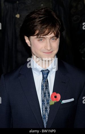 Daniel Radcliffe assiste la Premiere mondiale di Harry Potter ed il Deathly Hallows parte 1, Londra, 11 novembre 2010. Foto Stock