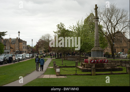 Bourton sull'acqua Memoriale di guerra Foto Stock