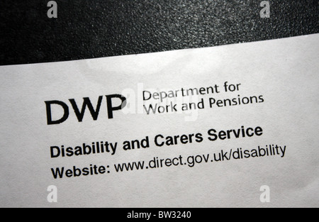 Il DWP della carta intestata per la disabilità e accompagnatori in servizio nel ministero del Lavoro e delle pensioni. Foto Stock