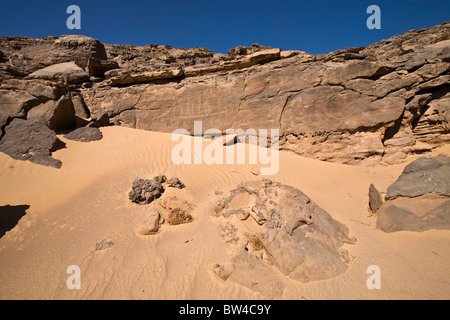 Hans Winkler il famoso registrati sito di arte rupestre 26 Wadi Abu Wasil nel Deserto Orientale dell'Egitto. Foto Stock