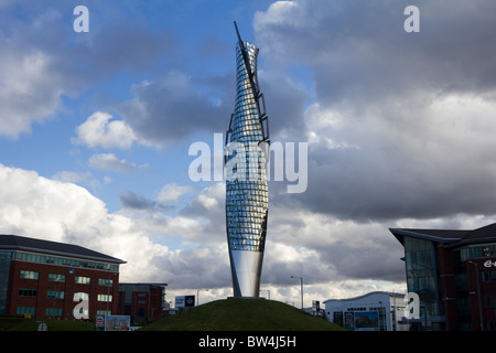 Lo spirito della scultura Sport al di fuori del Reebok Stadium Middlebrook Retail Park horwich greater manchester Inghilterra uk gb Foto Stock