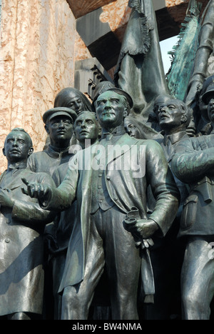 ISTANBUL, Turchia. Dettagli sul memoriale di Ataturk in Piazza Taksim. Autunno 2010. Foto Stock