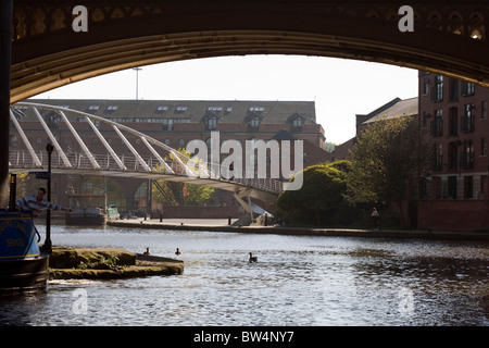 Castlefield Bacino del canale vicino alla giunzione del Rochdale e Bridgewater canali Manchester Inghilterra England Foto Stock