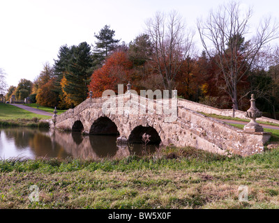 Oxford Bridge in Stowe Parco e giardini paesaggistici e Buckingham, Regno Unito Foto Stock