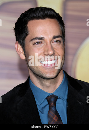 ZACHARY LEVI aggrovigliati. PREMIERE MONDIALE HOLLYWOOD Los Angeles California USA 14 Novembre 2010 Foto Stock