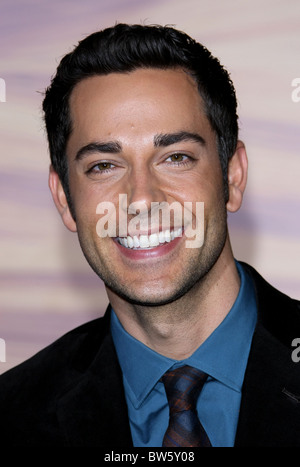 ZACHARY LEVI aggrovigliati. PREMIERE MONDIALE HOLLYWOOD Los Angeles California USA 14 Novembre 2010 Foto Stock