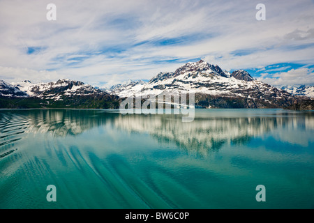 Vista di un ghiacciaio in Alaska di Glacier Bay Foto Stock