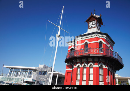 Torre dell orologio al Lungomare Victoria and Alfred e Cape Town, Western Cape, Sud Africa Foto Stock