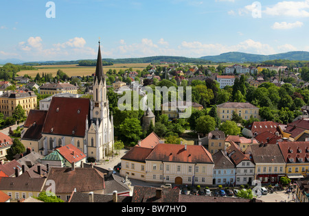 Vista aerea sulla città di Melk, in Austria inferiore, da Stift Melk Monastero Foto Stock