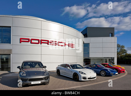 Porsche Centro esperienze a Siverstone. Foto Stock