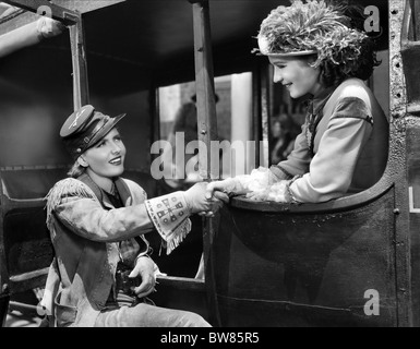 JEAN ARTHUR, Helen Burgess, IL PLAINSMAN, 1936 Foto Stock