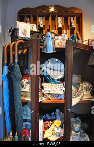 Shop vetrina Liberty & Co department store, Regent Street, West End, Greater London, England, Regno Unito Foto Stock