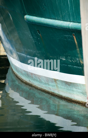 Le navi ormeggiate in porto Foto Stock