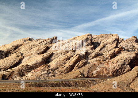 Versante orientale del San Rafael Reef lungo la Interstate 70 in Eastern Utah STATI UNITI D'AMERICA Foto Stock