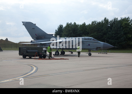 Il Tornado GR4 militari jet da combattimento aereo ,RAF Marham ,Norfolk, Inghilterra, Regno Unito. Foto Stock