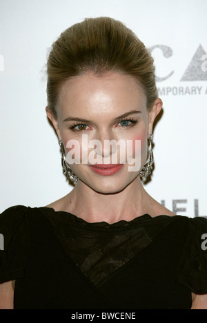 KATE BOSWORTH MOCA di Los Angeles a vantaggio di gala. Presenta l'artista museo dell'episodio. Il centro cittadino di Los Angeles California USA Foto Stock