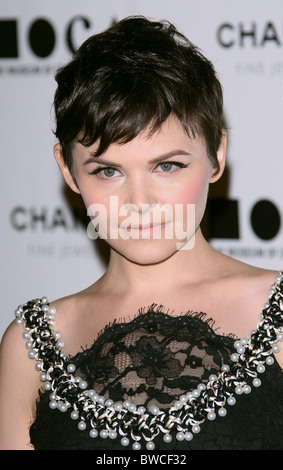 GINNIFER GOODWIN MOCA di Los Angeles a vantaggio di gala. Presenta l'artista museo dell'episodio. Il centro cittadino di Los Angeles California U Foto Stock