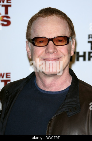 DANNY ELFMAN PER I PROSSIMI TRE GIORNI DI LOS ANGELES lo screening di HOLLYWOOD Los Angeles California USA 16 Novembre 2010 Foto Stock